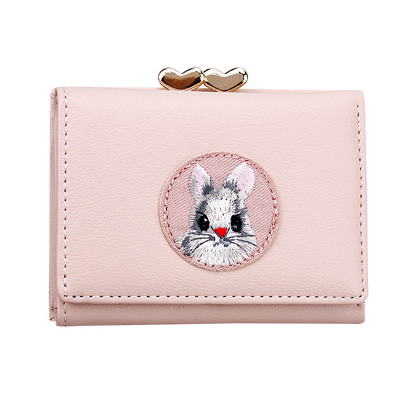 Γυναικείο πορτοφόλι με κέντημα και μεταλλικό κούμπωμα