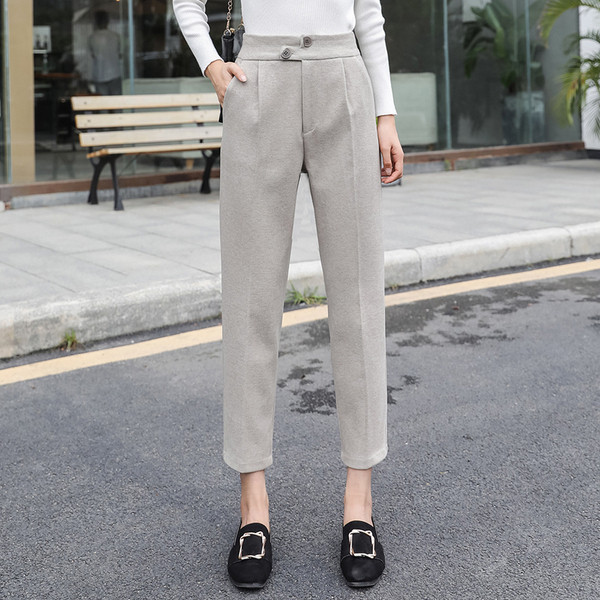 Νέο μοντέλο γυναικείο παντελόνι σε μαύρο και μπεζ χρώμα