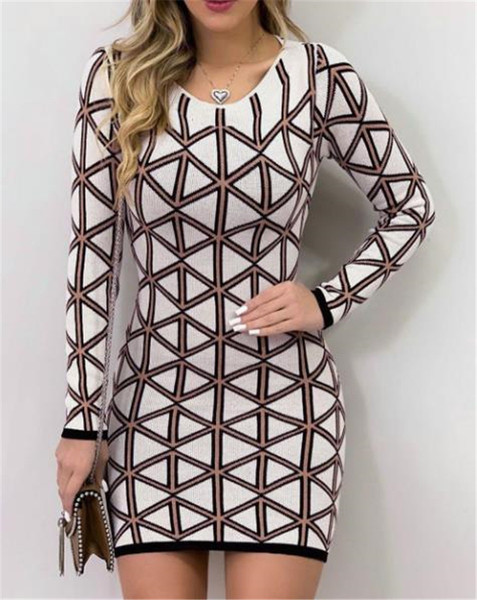 Γυναικείο casual φόρεμα με μακριά μανίκια και οβάλ ντεκολτέ