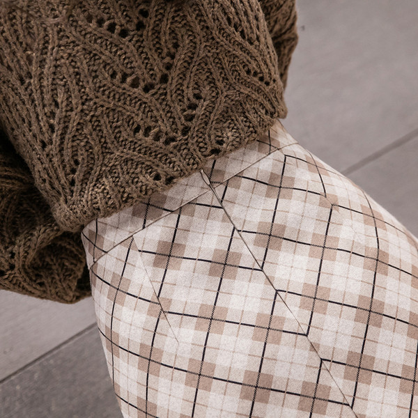 Fusta de dama moderna - talie inalta in verde si bej