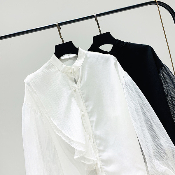 Cămașă de damă cu mâneci largi în alb-negru