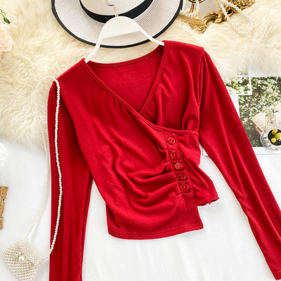 Γυναικεία μπλούζα με λαιμόκοψη και κουμπιά σε διάφορα χρώματα