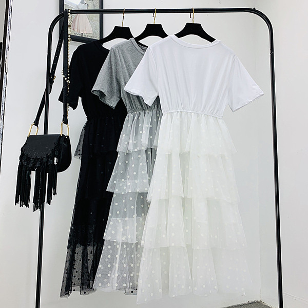 Női alkalmi ruha tüllrel, rövid ujjú fekete és szürke színben