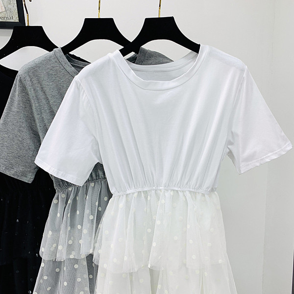 Női alkalmi ruha tüllrel, rövid ujjú fekete és szürke színben