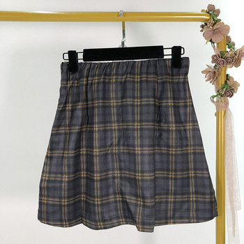 Fusta scurta in carouri cu talie inalta - model croiat