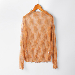 Γυναικεία δαντελένια μπλούζα με μακρύ μανίκι σε μπεζ, μαύρο, καφέ, γκρι και λευκό χρώμα