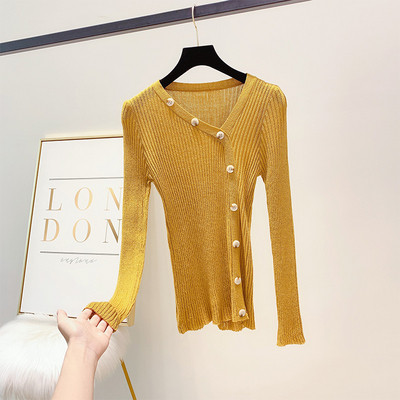 Pulover de dama modern cu nasturi si decolteu spitz in patru culori