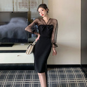 Rochie elegantă de damă în negru, cu panglică și tul