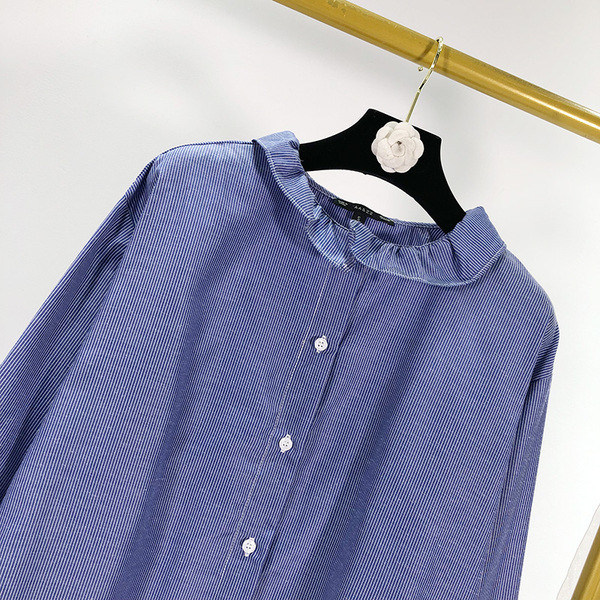 Cămașă lungă și largă în albastru