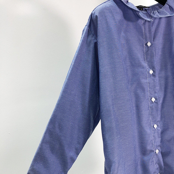 Cămașă lungă și largă în albastru