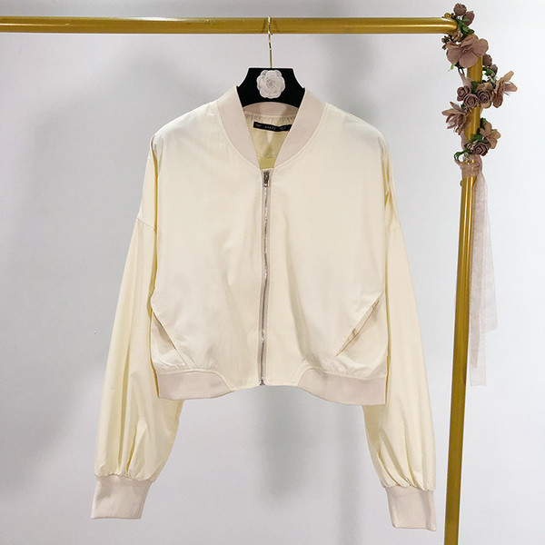 Geaca de dama scurta primavara-toamna cu fermoar in alb si negru