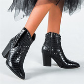 Modern női csizma eko bőrből, bézs és fekete cipzárral