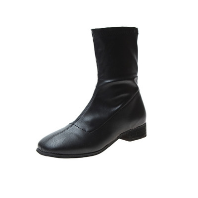 Μοντέρνες γυναικείες μπότες με φερμουάρ σε τρία διαφορετικά χρώματα