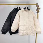 Geaca de iarna de dama cu nasturi in alb si negru