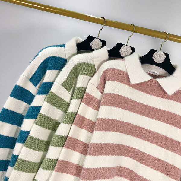 Pulover de dama cu dungi cu guler clasic in trei culori