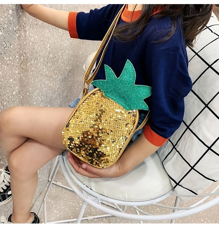 Детска чанта с пайети във формата на ананас с дълга дръжка
