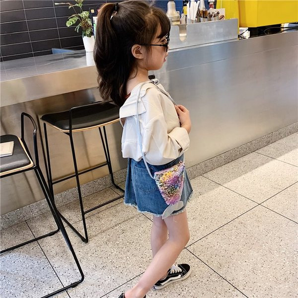 Geanta pentru copii cu paiete si coada de sirena 3D