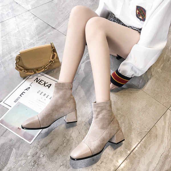 Ghete de dama moderne cu toc gros in negru si bej