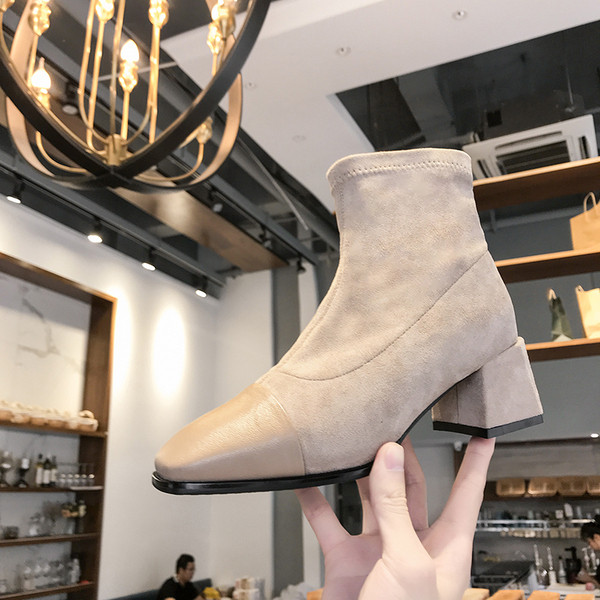 Ghete de dama moderne cu toc gros in negru si bej