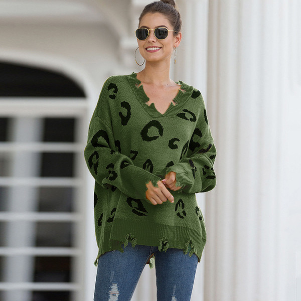 Pulover casual dama cu decolteu spitz si model rupt in mai multe culori