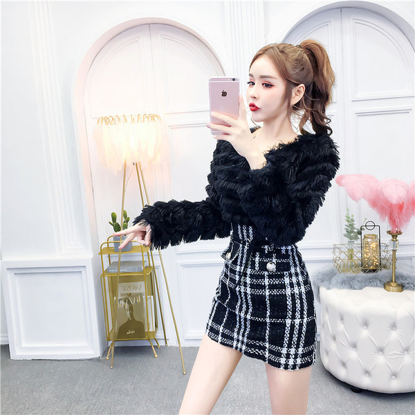 Bluză de damă modernă cu franjuri în alb și negru