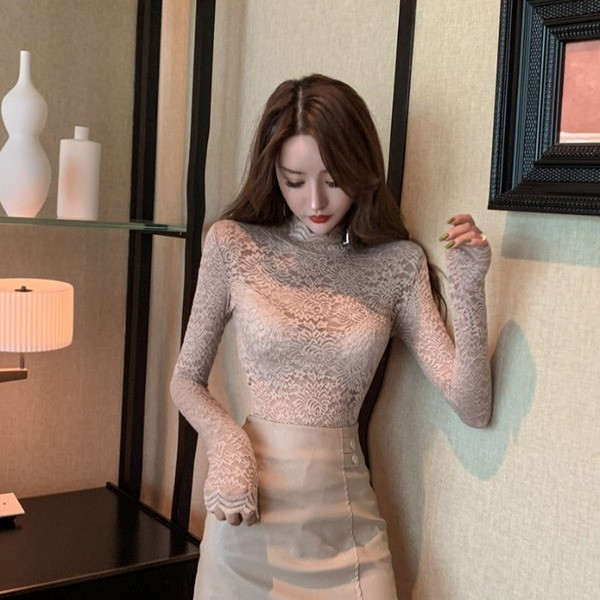 Bluză de damă modernă din dantelă cu guler înalt