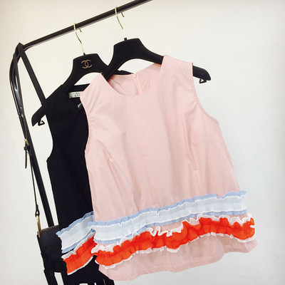 Γυναικείο μοντέρνο αμάνικο με στρογγυλό λαιμόκοψη σε μαύρο και ροζ χρώμα