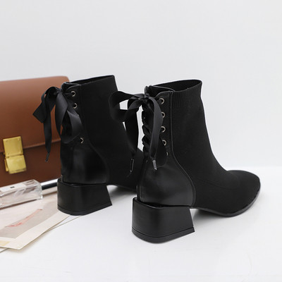 Cizme de dama stilate cu siret in negru si toc gros