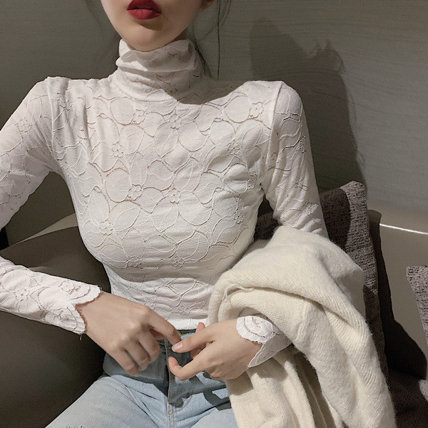 Bluza de dama din dantela cu guler la fusta in alb si negru