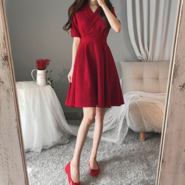 Rochie moderna de dama cu decolteu in V in negru si rosu