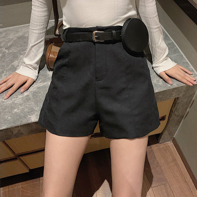 Pantaloni scurți de damă cu talie înaltă în negru și maro