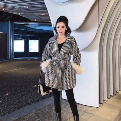 Дамско карирано палто с 7/8 ръкави с пух