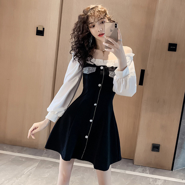 Rochie casual dama cu nasturi de culoare neagra - model croiat