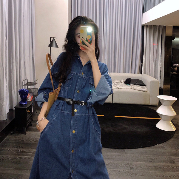 Μακρύ και φαρδύγυναικείο τζιν  φόρεμα με κουμπιά