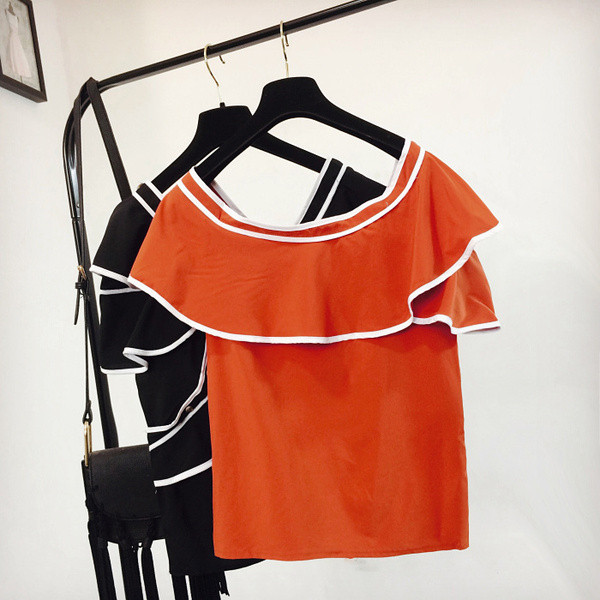 Γυναικεία μοντέρνα μπλούζα με λαιμόκοψη σε άσπρο και πορτοκαλί χρρώμα