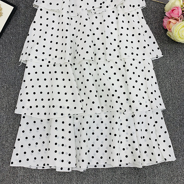 Rochie de dama cu buline cu bretele subtiri in alb-negru