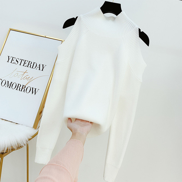 Γυναικείο πουλόβερ  με γυμνά ώμους με στρογγυλη λαιμόκοψη σε τέσσερα χρώματα