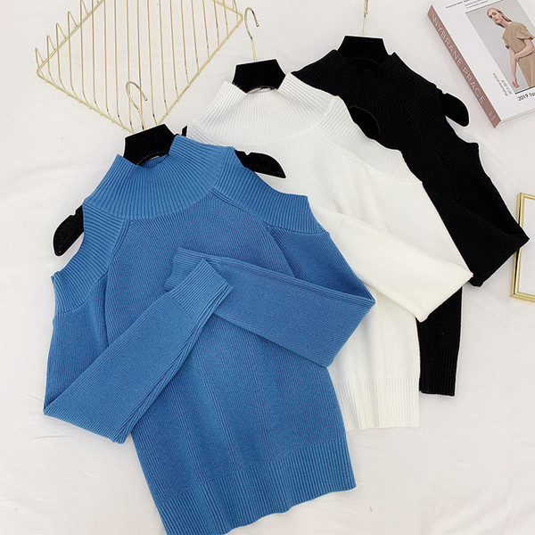 Γυναικείο πουλόβερ  με γυμνά ώμους με στρογγυλη λαιμόκοψη σε τέσσερα χρώματα