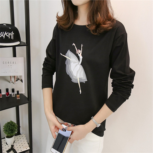 Μοντέρνα γυναικεία μπλούζα με τύπωμα σε μαύρο χρώμα