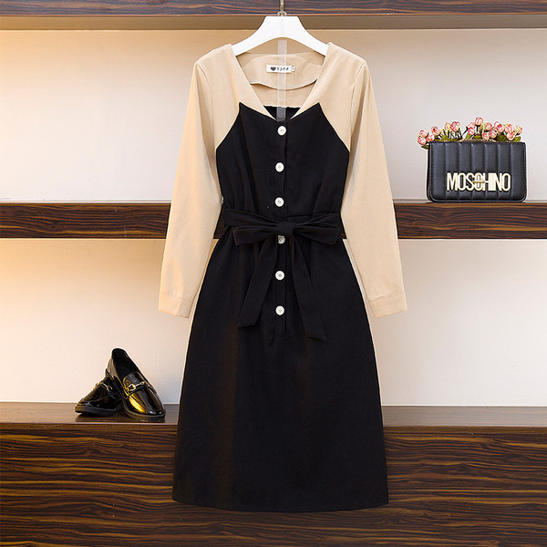 Rochie de dama cu maneci lungi si nasturi in roz si negru