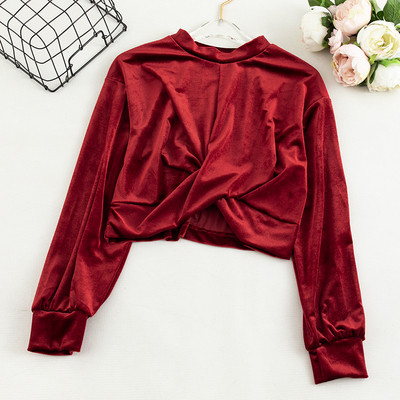 Μοντέρνα κοντή γυναικεία μπλούζα με οβάλ λαιμόκοψη και μακρύ μανίκι σε τέσσερα χρώματα