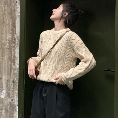 Pulover gros de dama de culoare bej