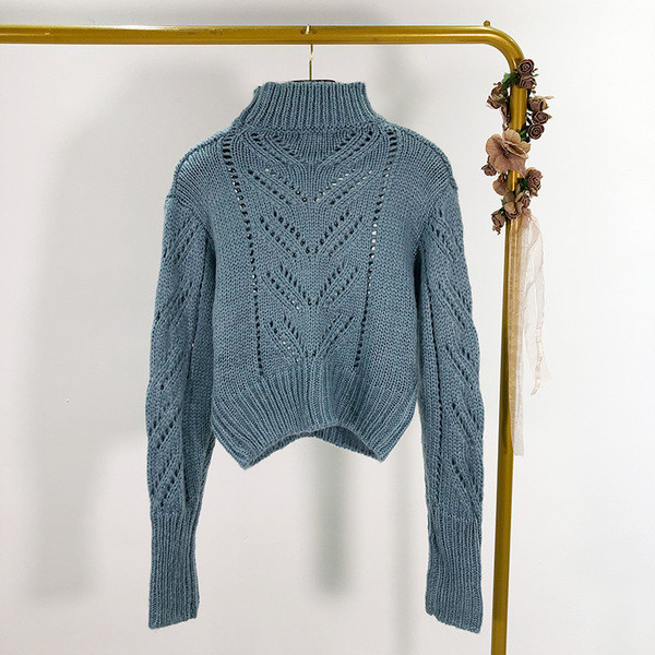 Pulover scurt de dama cu maneci lungi si guler inalt in albastru