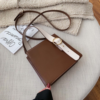 Γυναικεία τσάντα Eco Leather με πόρπη σε διάφορα χρώματα