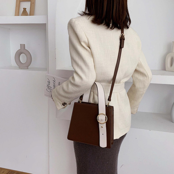 Γυναικεία τσάντα Eco Leather με πόρπη σε διάφορα χρώματα