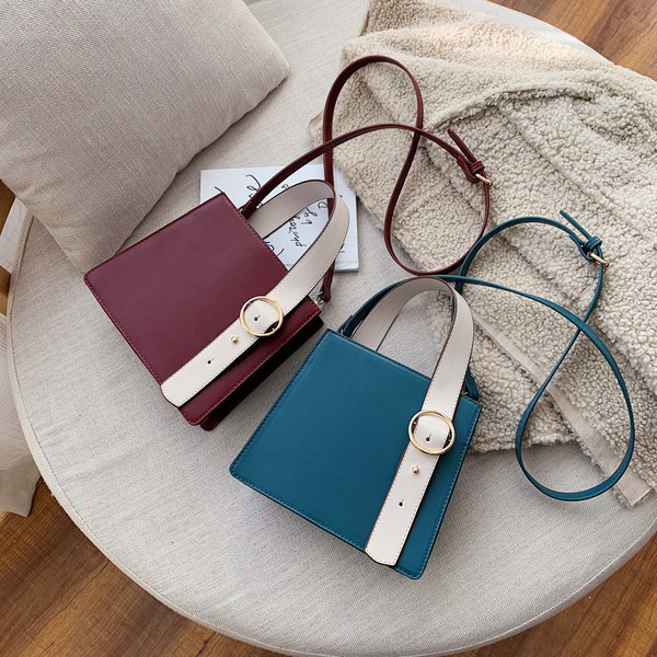 Γυναικεία τσάντα Eco Leather με πόρπη σε διάφορα χρώματα