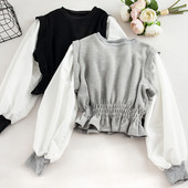 Μακρυμάνικη γυναικεία μπλούζα με οβάλ λαιμόκοψη σε μαύρο και γκρι χρώμα