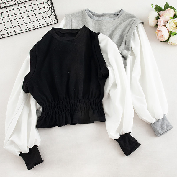 Μακρυμάνικη γυναικεία μπλούζα  με οβάλ λαιμόκοψη σε μαύρο και γκρι χρώμα