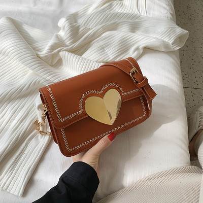 Geanta de dama moderna cu element metalic in patru culori