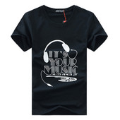 Tricou barbatesc modern cu decolteu O cu aplicatie in mai multe culori